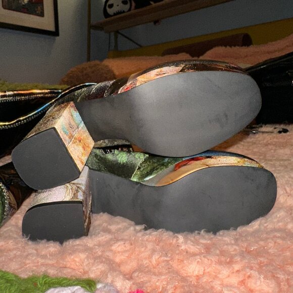 Current Mood Thigh High Boots (6M) - Picture 4 of 8